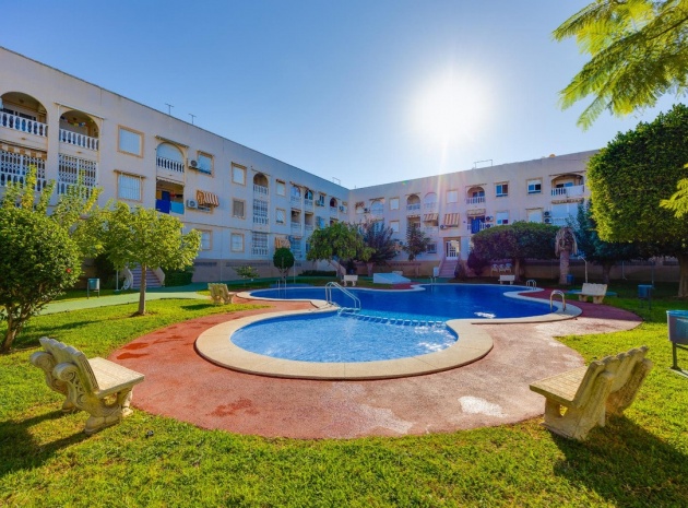 Återförsäljning - Lägenhet - Torrevieja - Torrevieja Centro