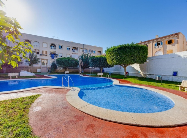 Återförsäljning - Lägenhet - Torrevieja - Torrevieja Centro