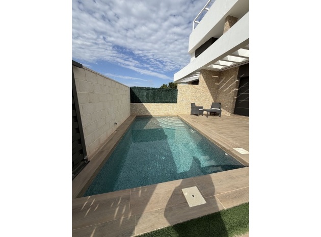 Återförsäljning - Villa - Los Montesinos - Los Montesinos Centro