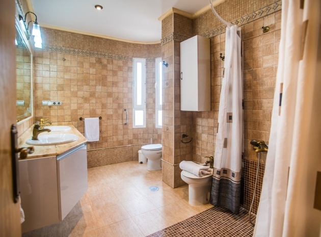 Återförsäljning - Villa - Orihuela - la matanza