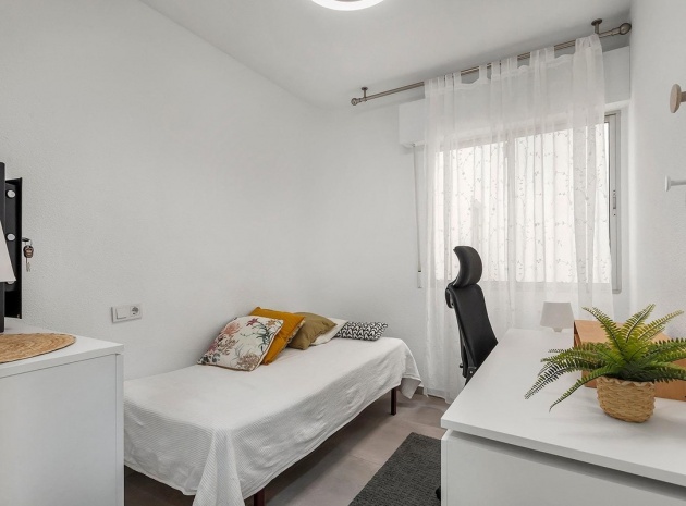 Revente - Appartement - Torrevieja - Playa De Los Locos