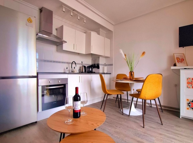 Wederverkoop - Appartement - Torrevieja - Torrevieja Centro