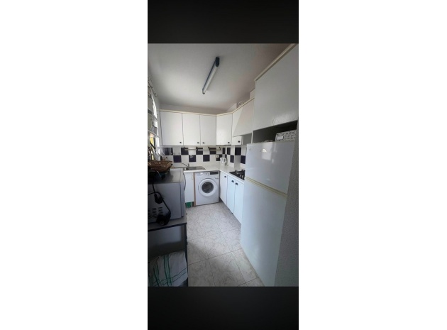 Återförsäljning - Lägenhet - Torrevieja - La Mata