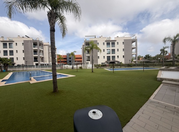Resale - Apartment - Orihuela - Villamartin