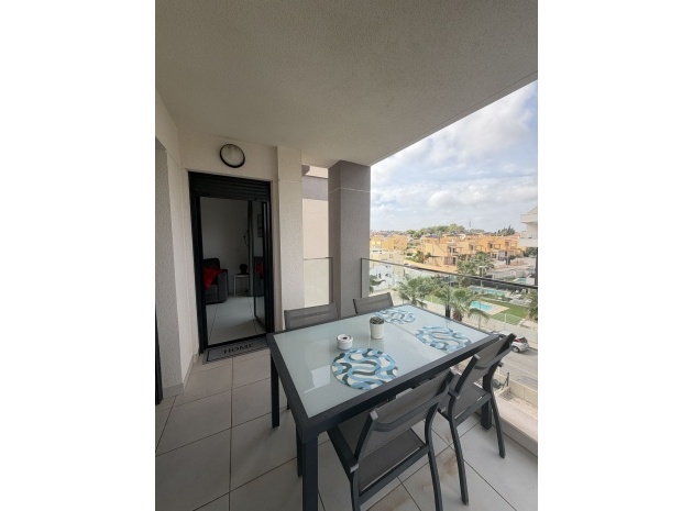 Resale - Apartment - Orihuela - Villamartin