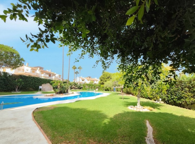 Återförsäljning - Lägenhet - Orihuela - Mil Palmeras