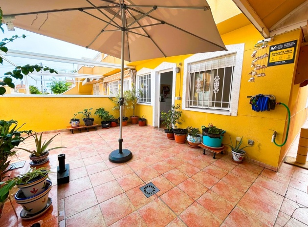 Återförsäljning - Lägenhet - Torrevieja - La Mata