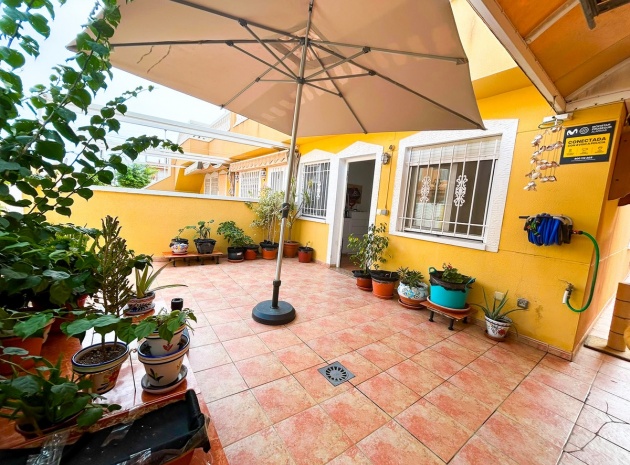 Återförsäljning - Lägenhet - Torrevieja - La Mata