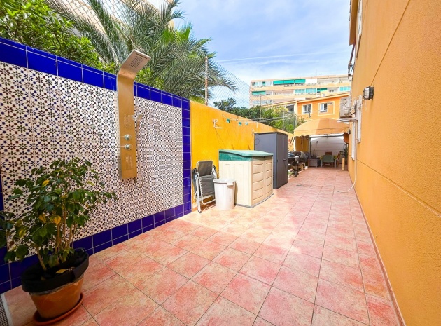 Återförsäljning - Lägenhet - Torrevieja - La Mata
