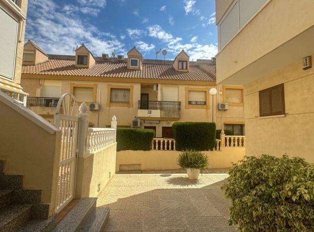 Återförsäljning - Lägenhet - Orihuela - La Zenia