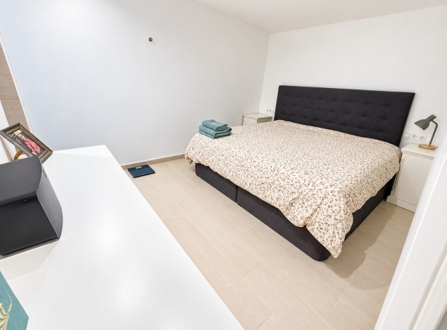 Resale - Villa - Rojales