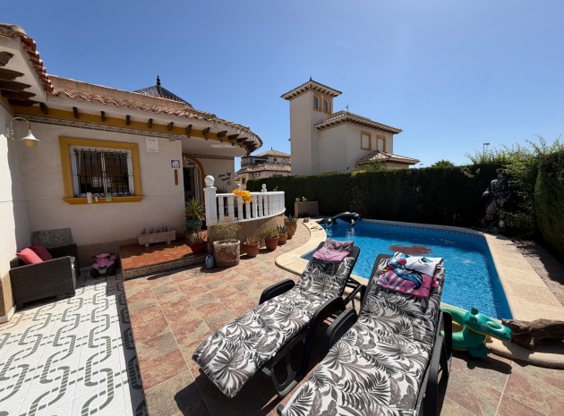 Återförsäljning - Villa - Orihuela - Villamartin