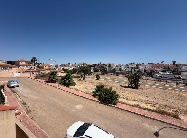 Återförsäljning - Villa - Orihuela - Villamartin