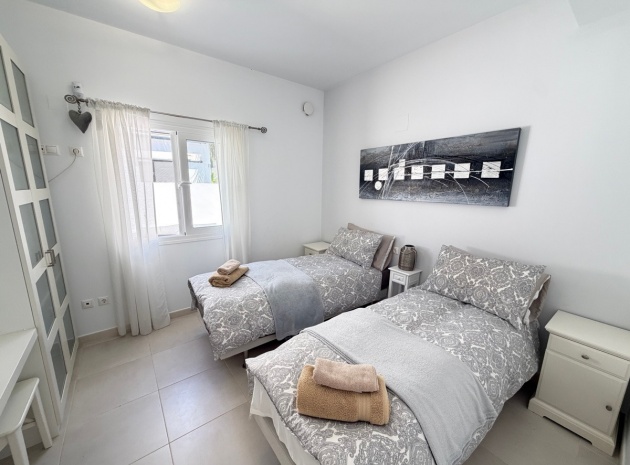 Återförsäljning - Villa - Orihuela - Mil Palmeras
