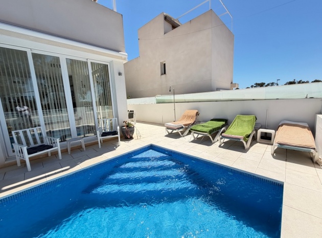 Återförsäljning - Villa - Orihuela - Mil Palmeras