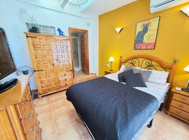 Resale - Villa - Torrevieja - San Luis