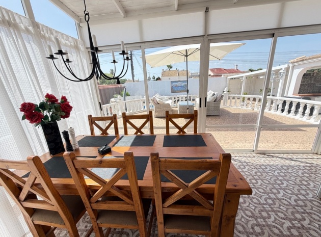 Resale - Villa - Torrevieja - San Luis