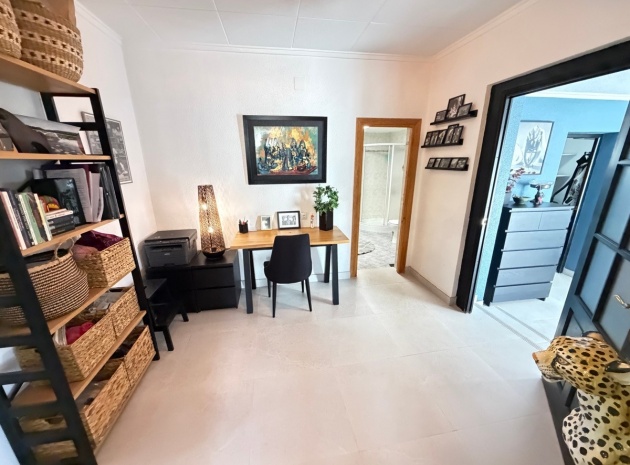 Resale - Villa - Torrevieja - San Luis