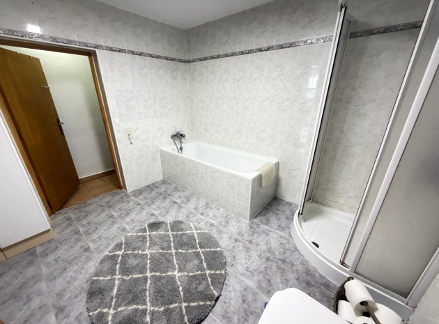 Resale - Villa - Torrevieja - San Luis