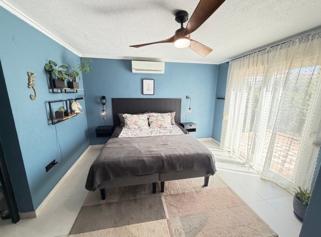 Resale - Villa - Torrevieja - San Luis
