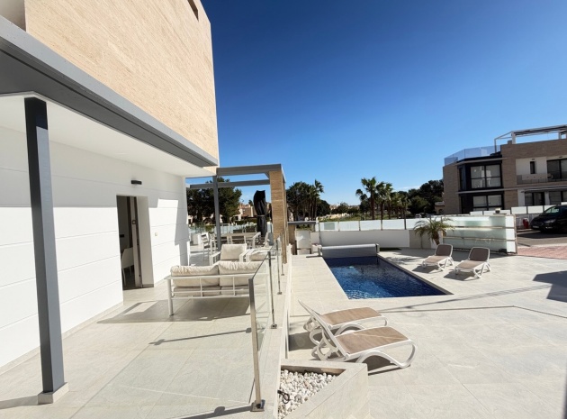 Wiederverkauf - Villa - Orihuela - Villamartin