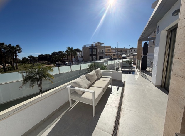 Wiederverkauf - Villa - Orihuela - Villamartin