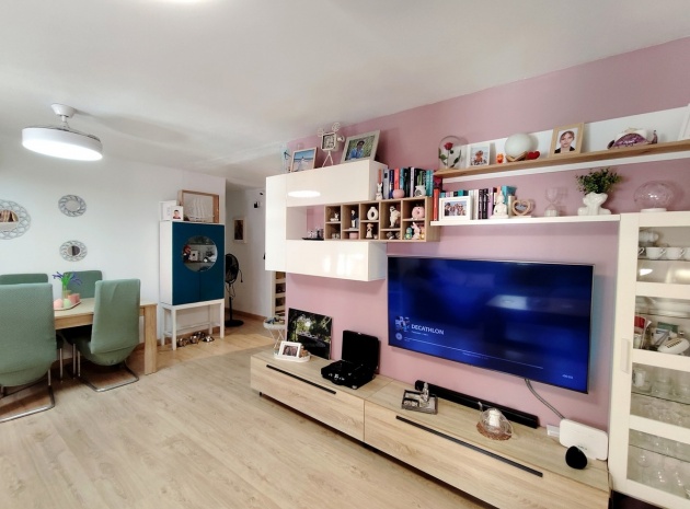 Återförsäljning - Lägenhet - Torrevieja - Torrevieja Centro