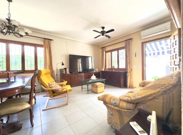 Återförsäljning - Villa - Orihuela - Cabo Roig