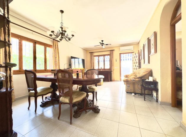 Återförsäljning - Villa - Orihuela - Cabo Roig