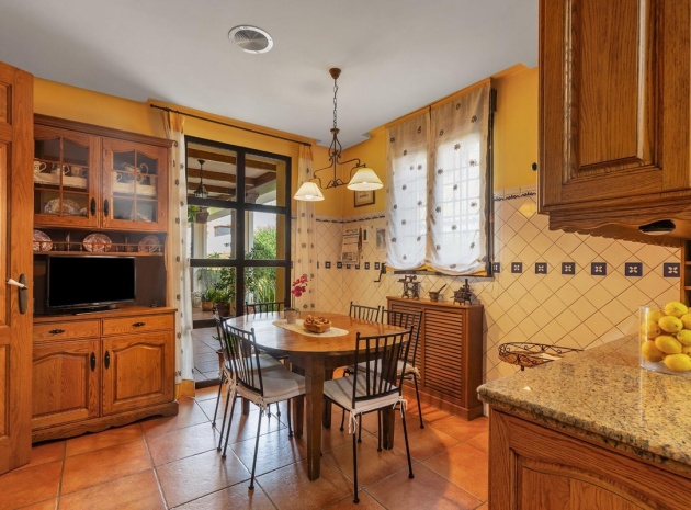 Återförsäljning - Villa - Torrevieja - Torrevieja Centro