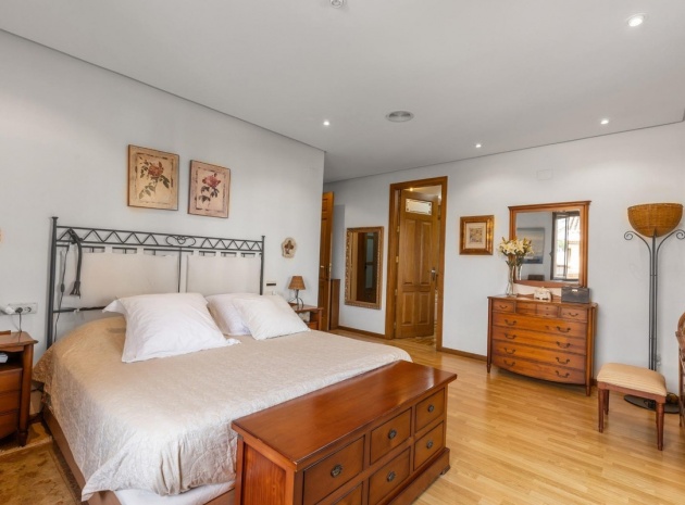 Återförsäljning - Villa - Torrevieja - Torrevieja Centro