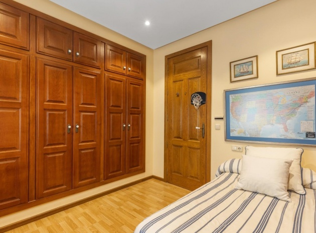 Återförsäljning - Villa - Torrevieja - Torrevieja Centro