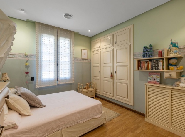 Återförsäljning - Villa - Torrevieja - Torrevieja Centro