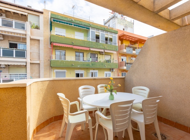 Återförsäljning - Lägenhet - Torrevieja