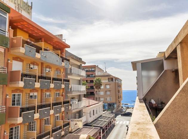 Återförsäljning - Lägenhet - Torrevieja