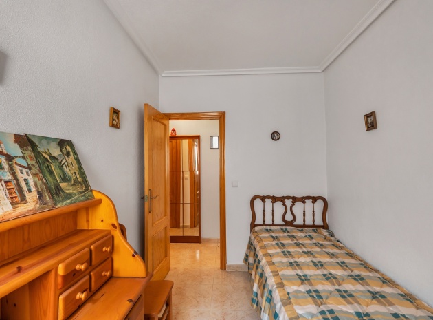 Återförsäljning - Lägenhet - Torrevieja
