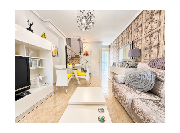 Resale - Townhouse - Ciudad Quesada - Dona Pepa