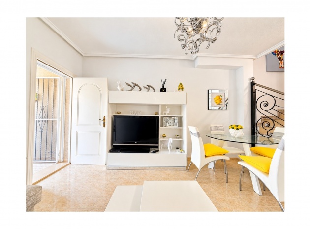 Resale - Townhouse - Ciudad Quesada - Dona Pepa