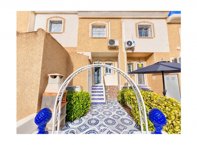 Resale - Townhouse - Ciudad Quesada - Dona Pepa