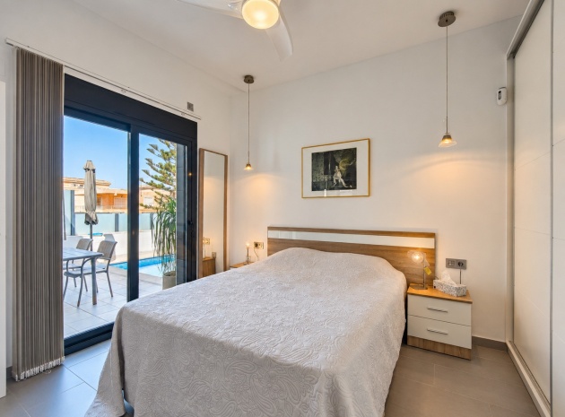 Återförsäljning - Bungalow - Formentera del Segura