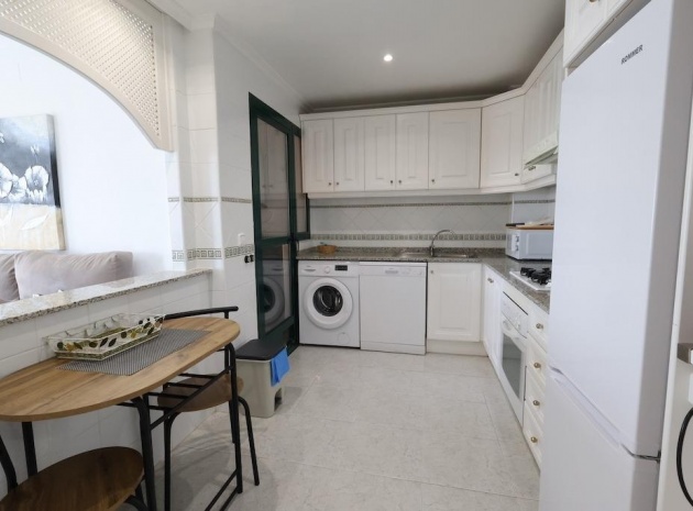 Resale - Apartment - Campoamor