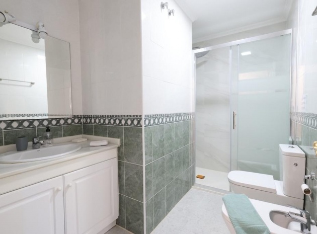 Resale - Apartment - Campoamor