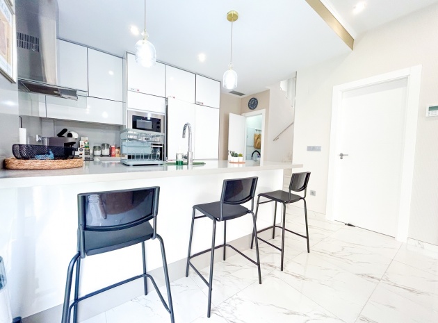 Resale - Villa - Villamartin - PAU 26