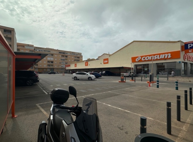 Återförsäljning - Lägenhet - Torrevieja - Torrevieja Centro