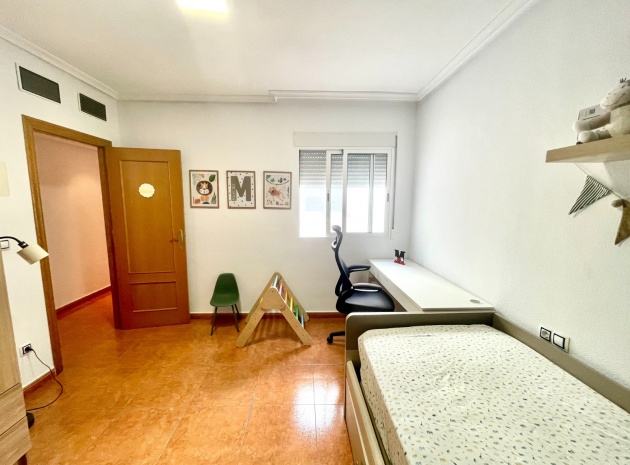 Revente - Appartement - Catral