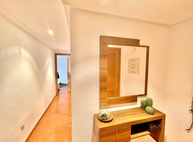 Revente - Appartement - Catral