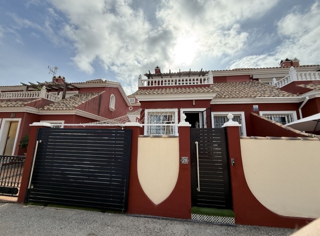 Wiederverkauf - Villa - Orihuela - Villamartin