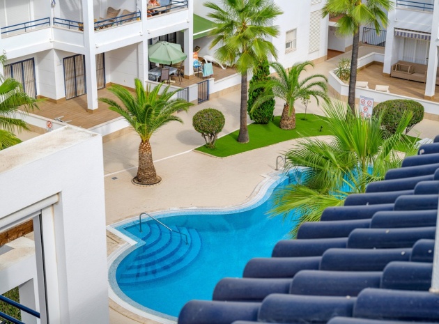 Återförsäljning - Lägenhet - Torrevieja - Torrevieja Centro