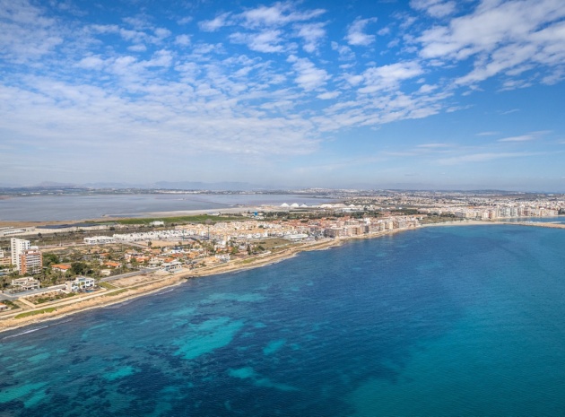 Återförsäljning - Lägenhet - Torrevieja - Torrevieja Centro