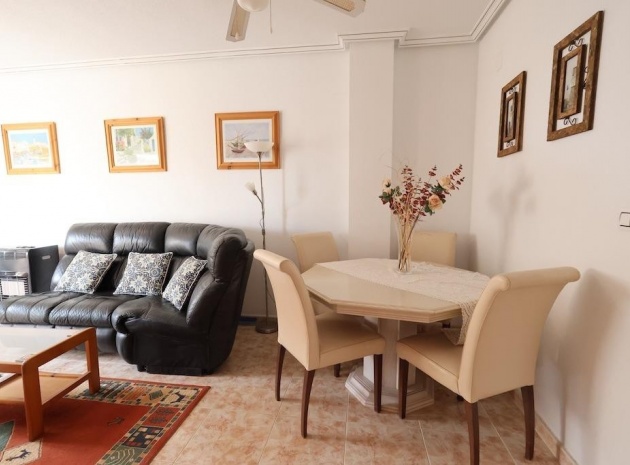 Resale - Villa - Orihuela - La Zenia